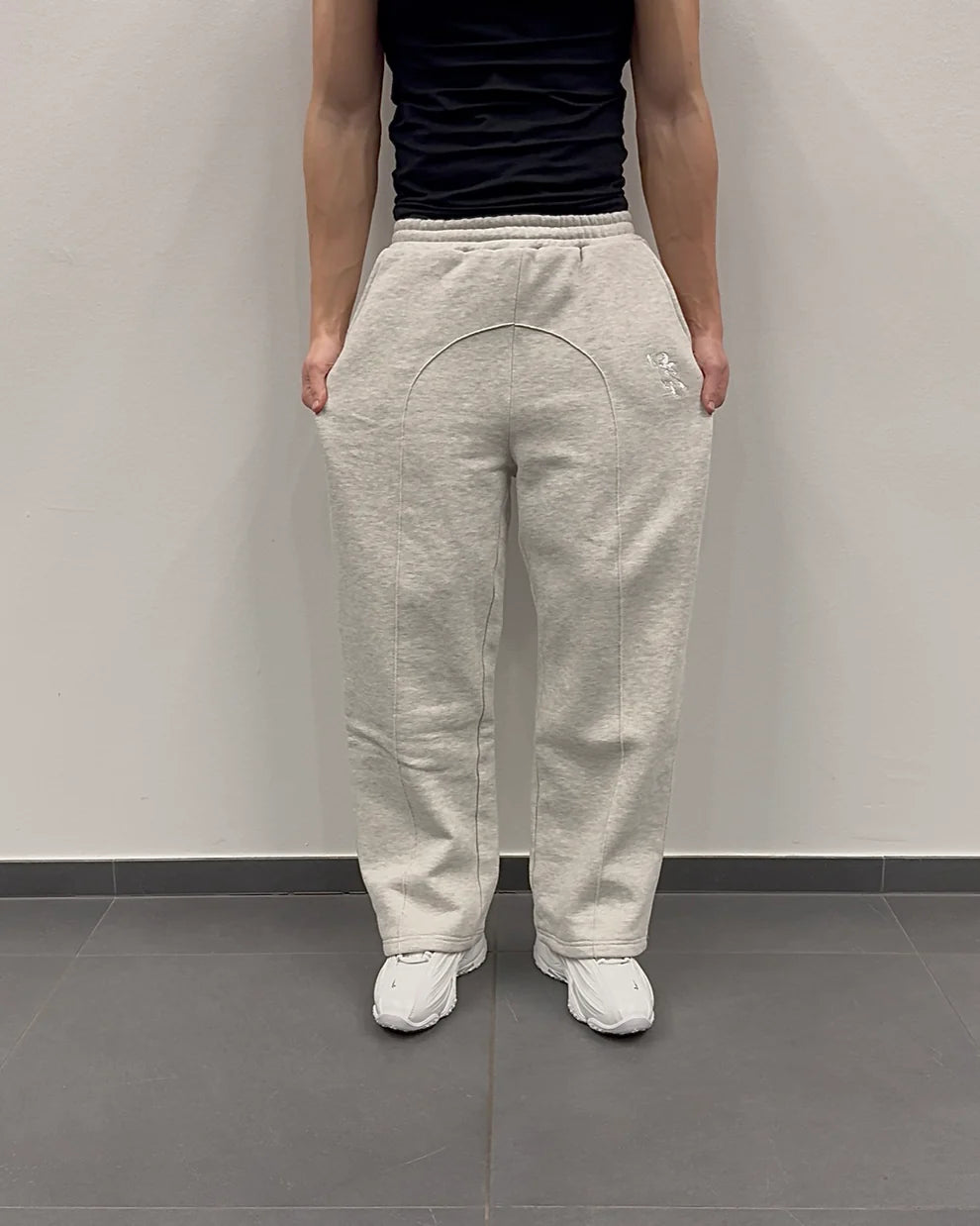 LANABELL™ - V1 JOGGER - HEALCUPS
